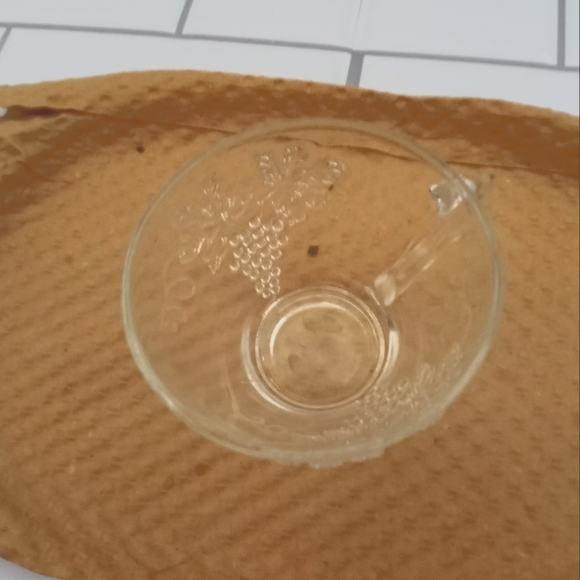 Vintage Anchor Hocking Snack Set Grapes & Leaves 8 pc cup&plate in original box - Picture 8 of 8